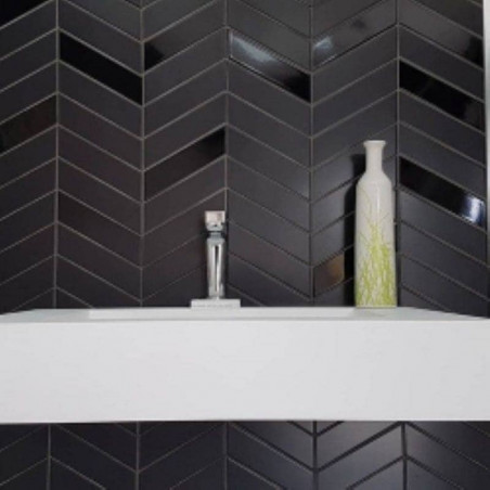 chevron-wall-black-brillant-ou-mat-186x52-mm-salle-de-bains