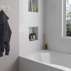 mur-salle-de-bains-carrelage-132x400-mm-blanc-brillant-country-blanco