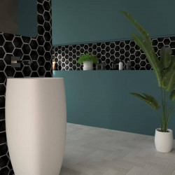 carrelage-hexagonal-noir-mat-relief-3D-magical3-black-mat-108x124-oberland-mur-salle-de-bains