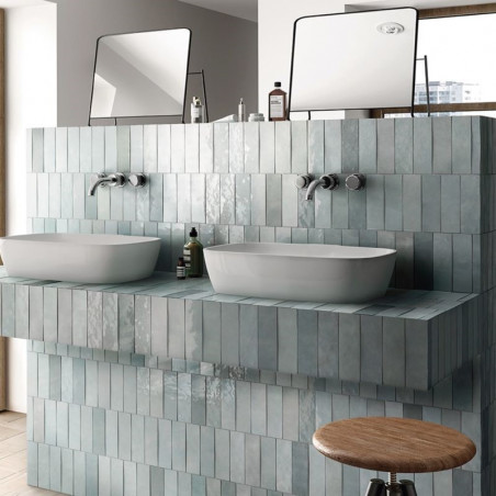 salle-de-bains-vintage-carreaux-zellige-artisan-65x200-mm-aqua-vert-d-eau
