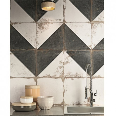 credence-cuisine-carreau-de-ciment-imitation-motif-triangle-noir-et-blanc-antique-diagonal-33x33-cm (1)