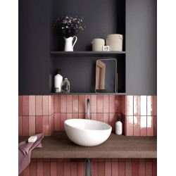 carrelage-salle-de-bains-esprit-zellige-artisan-rose-mallow-65x200-mm