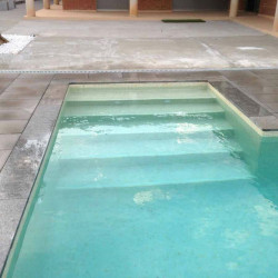 carrelage-piscine-mosaique-emaux-de-verre-25x25-mm-beige-clair-5001