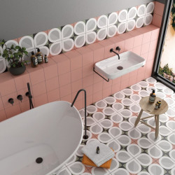 carrelage-salle-de-bains-20x20-en-gres-cerame-rose-pour-sol-et-mur-Bauhome-rose